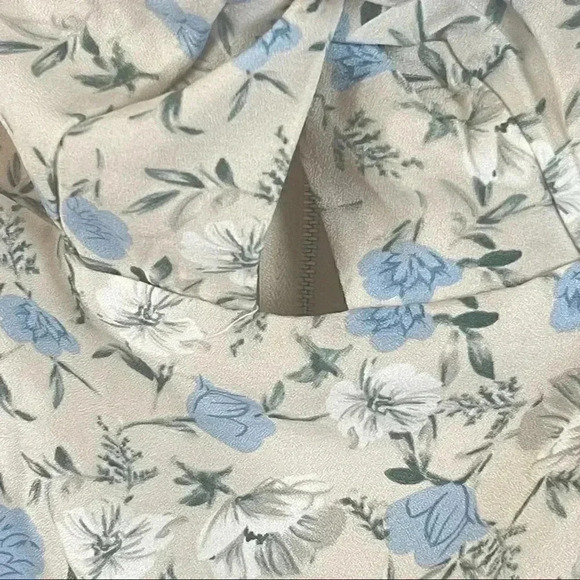 NWT Lulus S Not Just a Crush Taupe Floral Ruched Off the Shoulder Mini Dress Sm - Picture 5 of 16